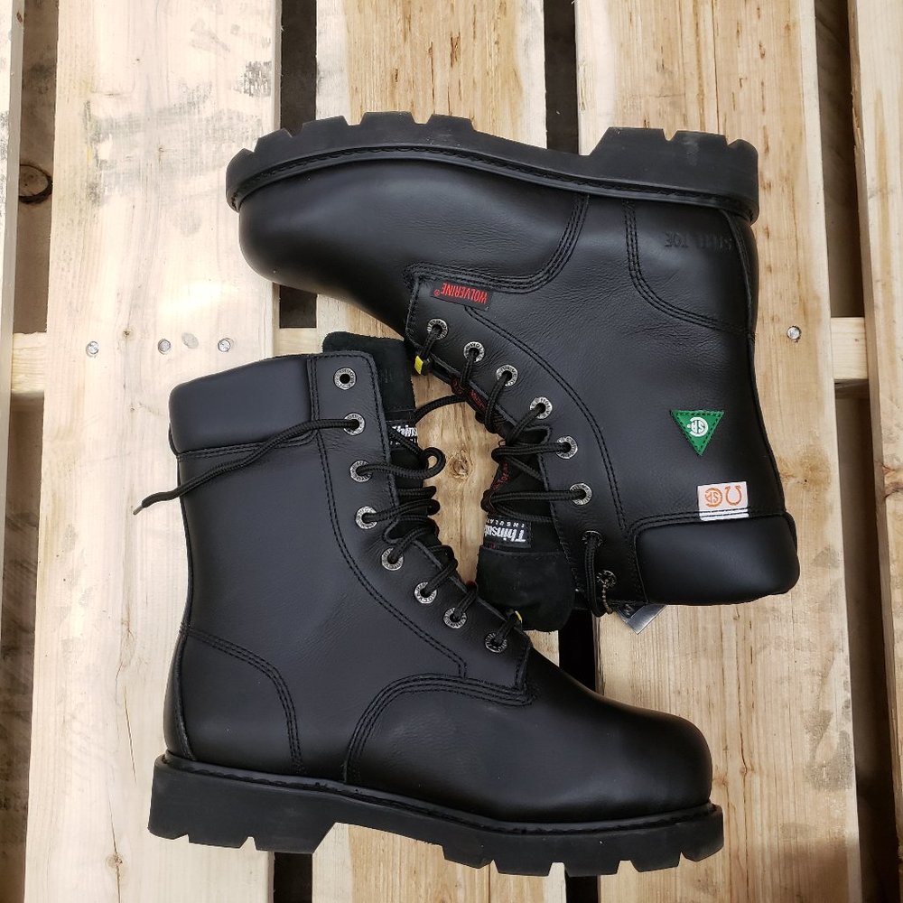 W88001 Wolverine Work Boots Size 7 - New